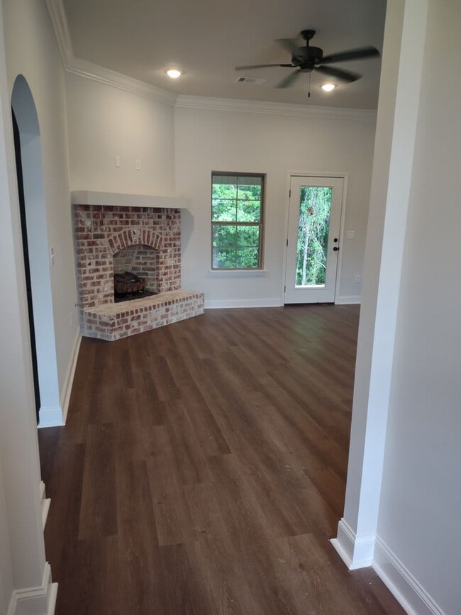 Photo - 207 Silver Circle Pearl, MS