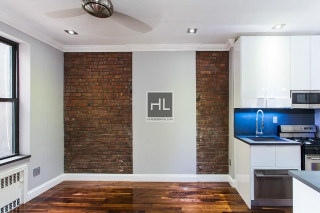 Building Photo - East 50th Street