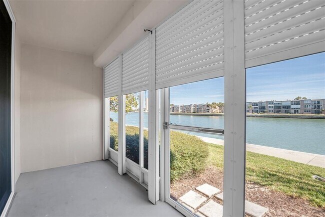 Photo - 7625 Sun Island Dr S Unit 101