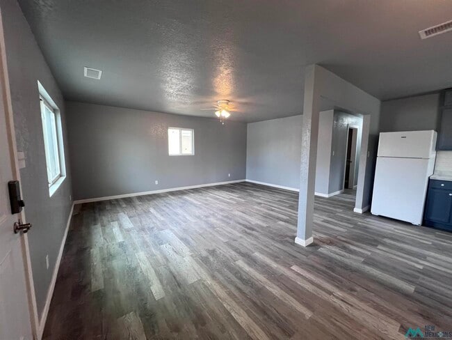 Photo - 1507 W Ray Ave