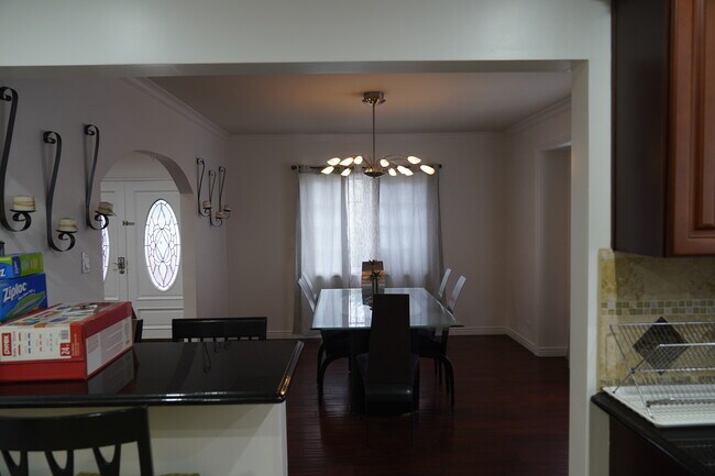Dining Room - 2232 Mortimer Ave