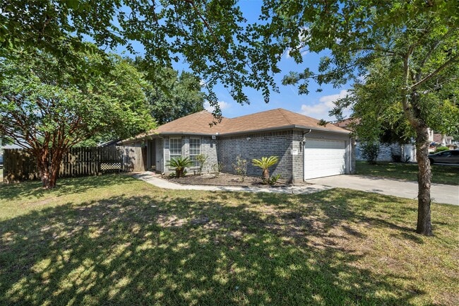 Photo - 18103 Gravenhurst Ln