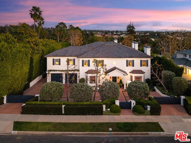 Building Photo - 458 Toyopa Dr