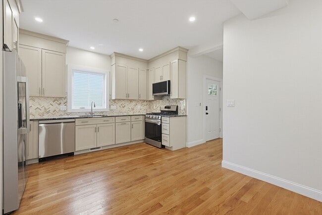 Photo - 53 Eddy St Unit 1