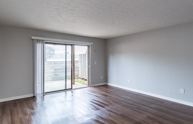Photo - Emberwood Apartments