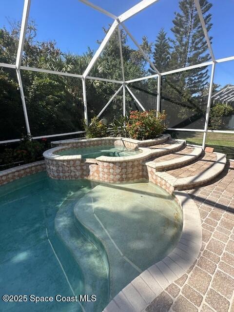 Photo - 962 Balmoral Way