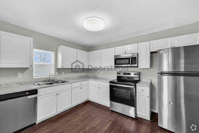 Building Photo - 2735 Purington Ave Unit Apt 20