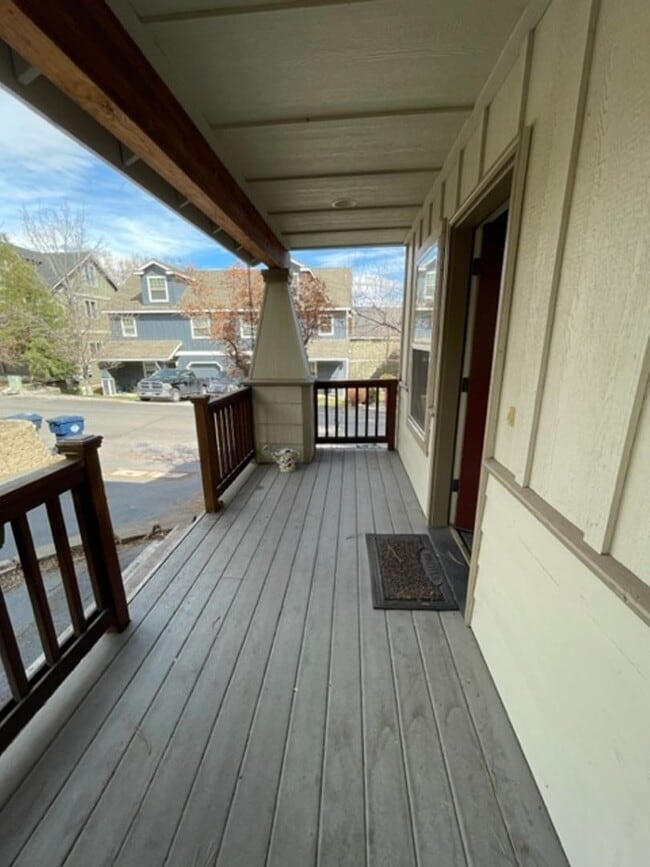 Photo - 1743 NE Lotus Dr Unit A