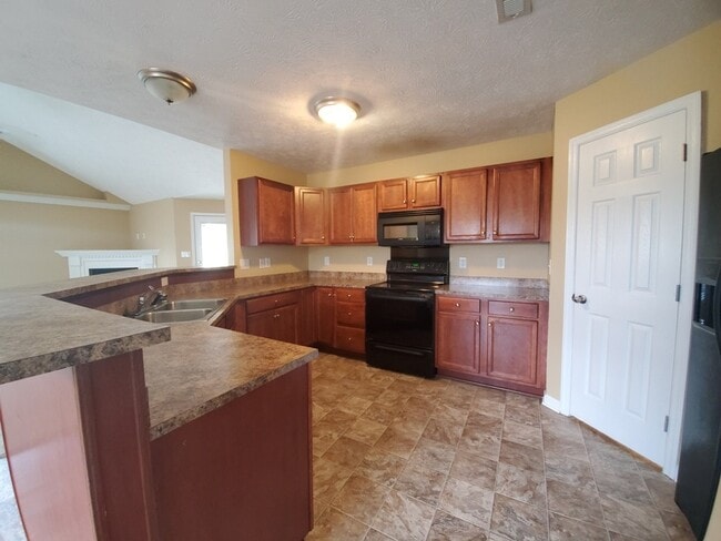 Photo - 102 Kennedy Dr