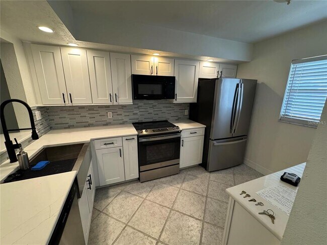 2275 S McCall Rd Unit 201
