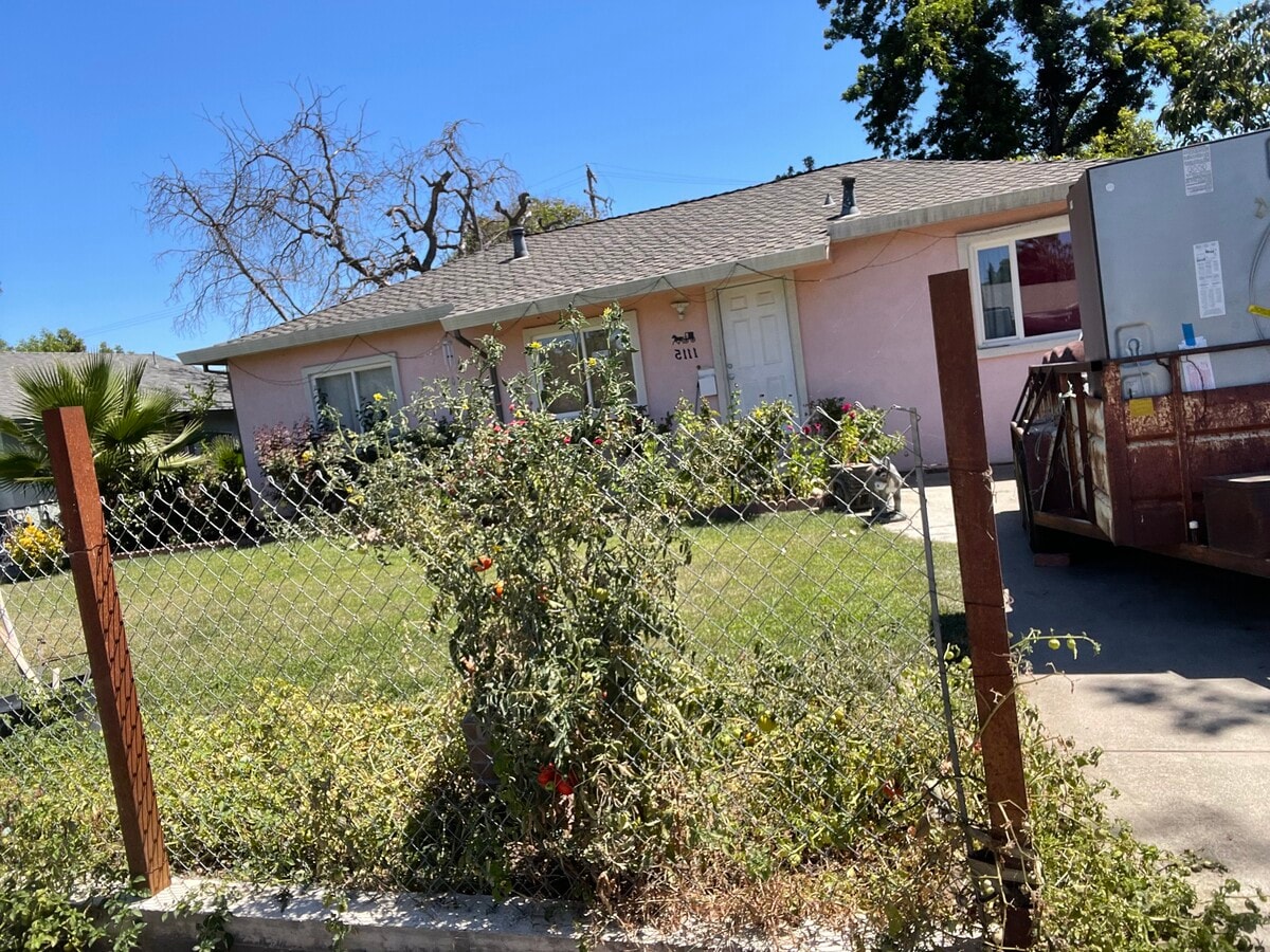 Photo - 1115 Kingsley Ave