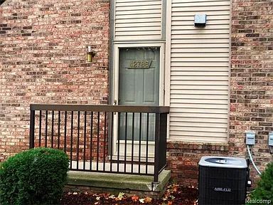 Photo - 42786 Lilley Pointe Dr