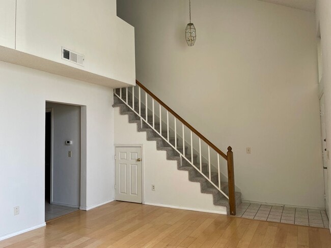 Photo - Two-story Duplex!