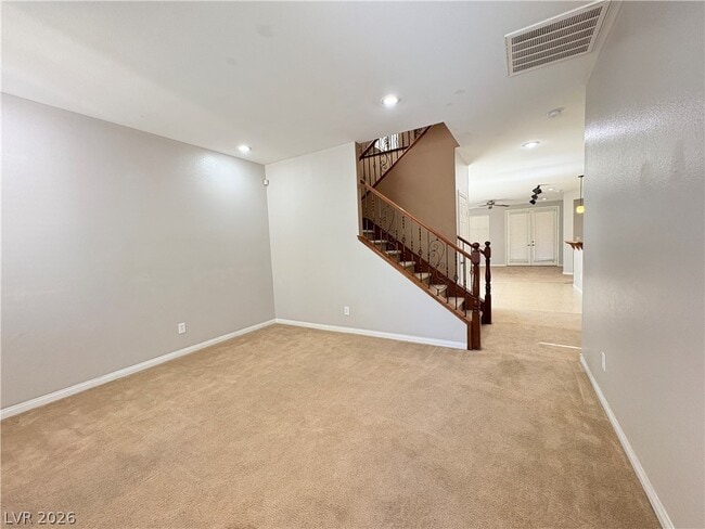 Photo - 5769 Danish Garden St