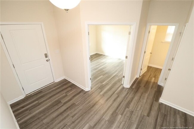 Photo - 123 Glen Clova Dr