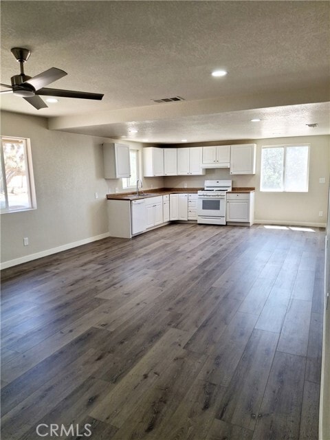 Photo - 6906 Phelan Rd