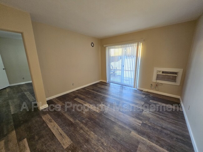 Photo - 2727 Hampton Ave Unidad #106 Rental