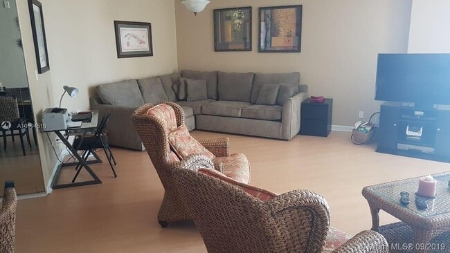 Photo - 3901 S Ocean Dr Unit 8L