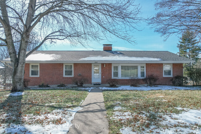 Building Photo - 2521 Orchard Ln Rental