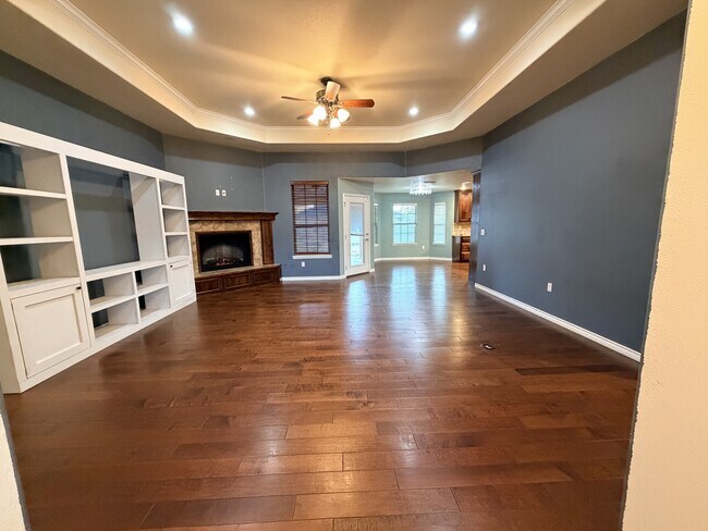 Photo - 426 E University Dr