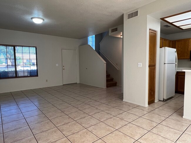 Photo - 2986 N Oregon St