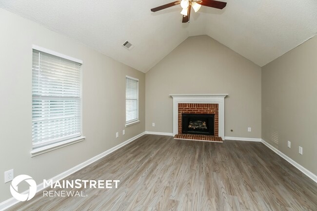 Photo - 5038 Hyacinth Ln