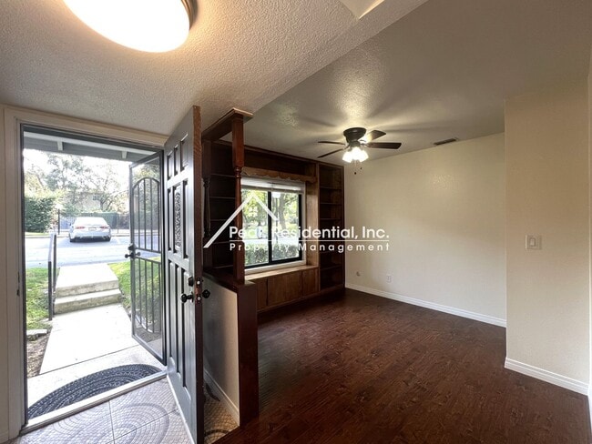 Photo - Wonderful 2bd/2ba Citrus Heights Condo with 2 Car Garage!