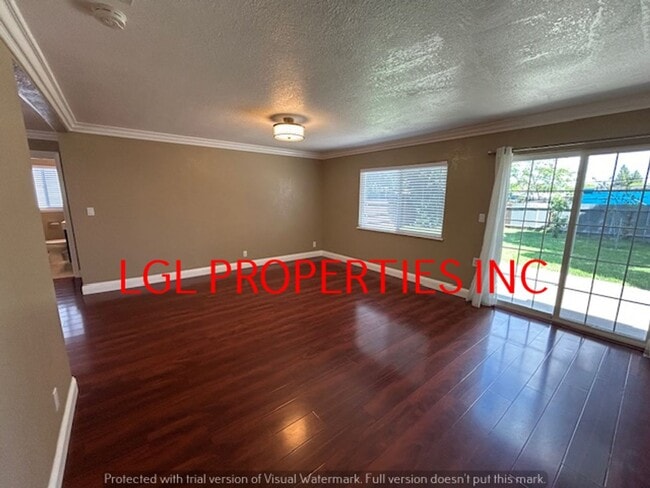 Photo - 6207 Booth Ln