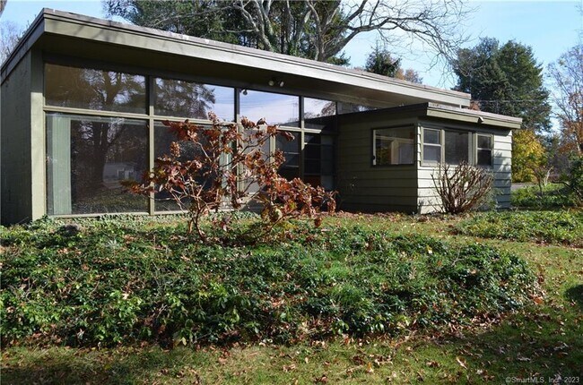 Photo - 2 Cooper Rd House