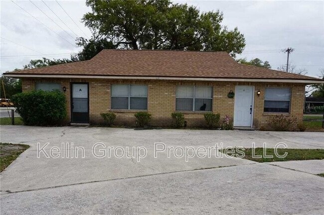 Building Photo - 401 Big Cedar Way Unit A
