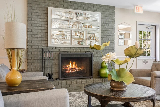 Carriage Oaks Apartments