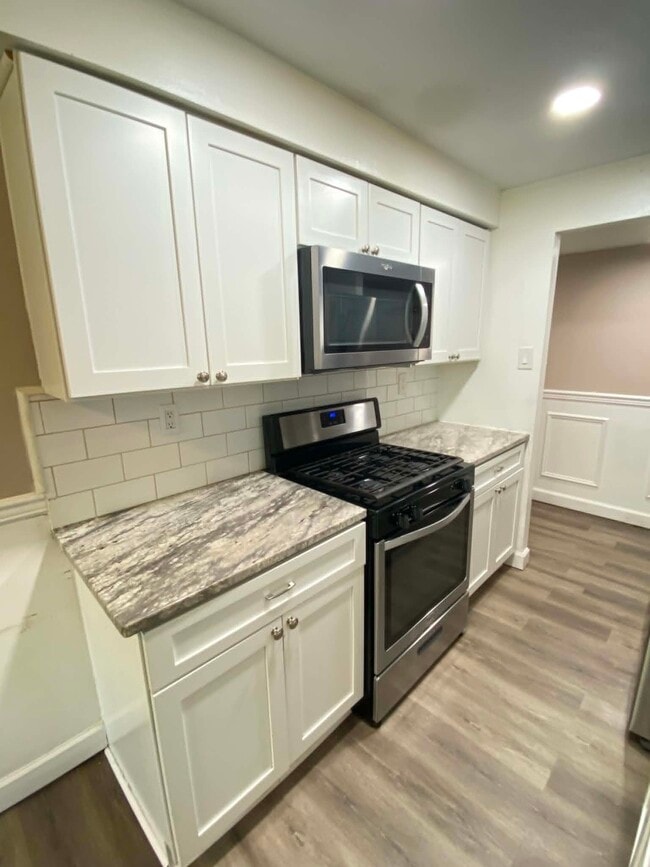 Building Photo - 110 Byberry Rd Unit Forest Glen