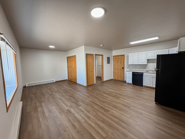 Building Photo - Theater Apartments Beulah Unit 1