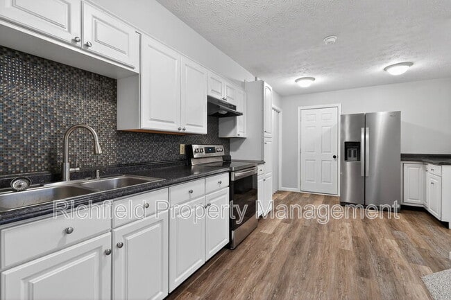 Photo - 1260 Lincoln Dr