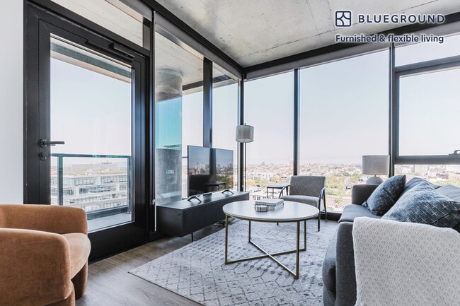 Photo - 225 N Elizabeth St Unit FL12-ID1102