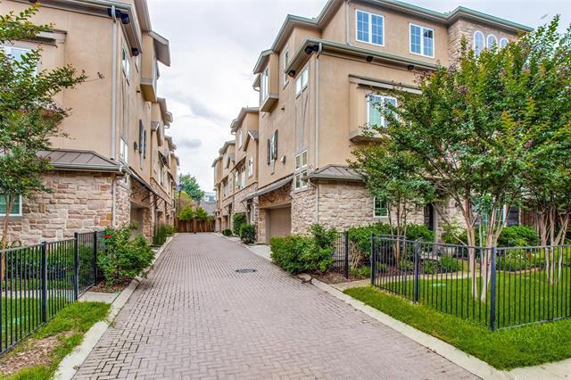 Photo - 3679 Azure Ct Townhome