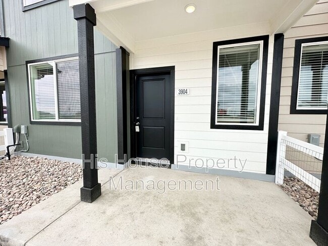 Building Photo - 3912 Canoe St Rental