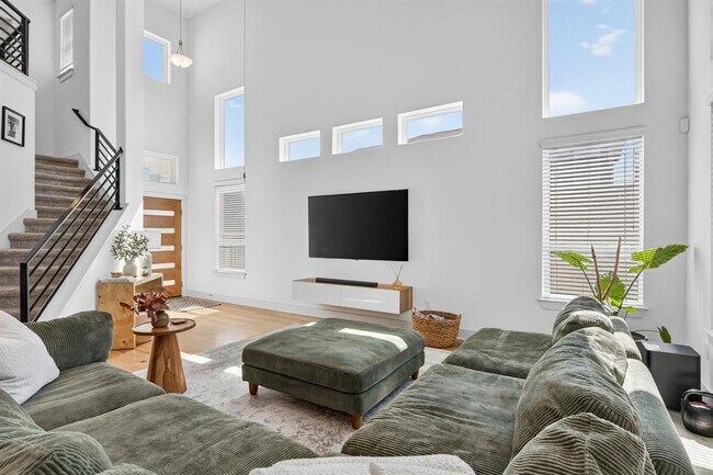 Photo - 2206 Hermia St Unit 33