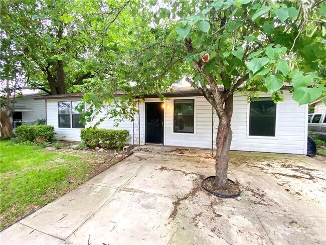 Photo - 6211 Club Terrace