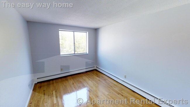 Photo - 14 Murdock St Unit #1-3