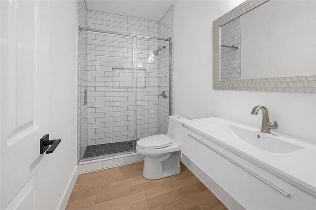 Photo - 110 SE G Ct
