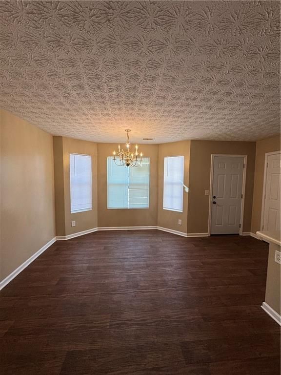 5869 Strathmoor Manor Cir
