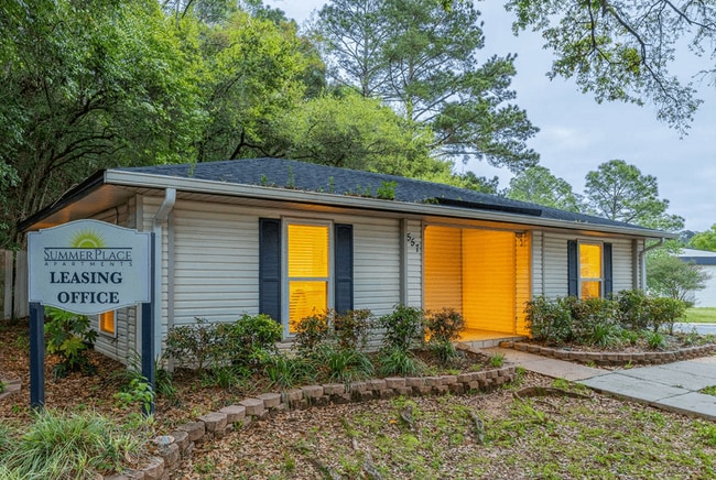 Summer Place Apartments