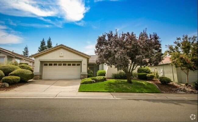 Building Photo - Cute one story in Sun City Lincoln Rental