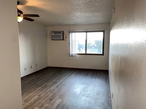 Photo - 522 S Clinton St