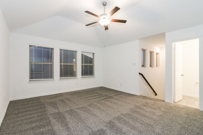 Photo - 14002 Oakdale Falls Ln