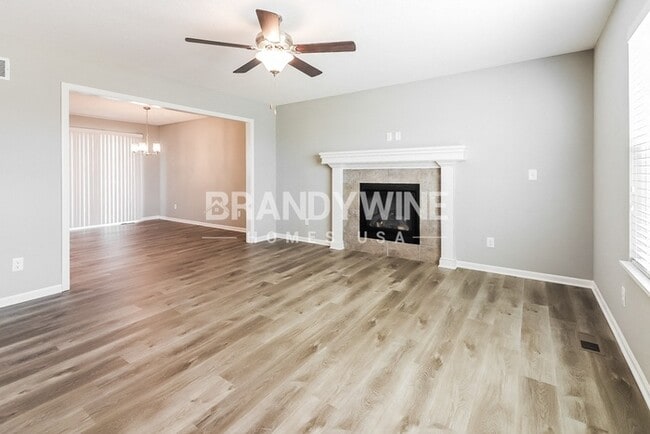 14409 Oakland Ct