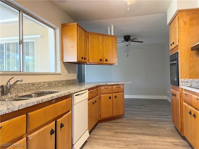 Building Photo - 228 SE 43rd Terrace Rental