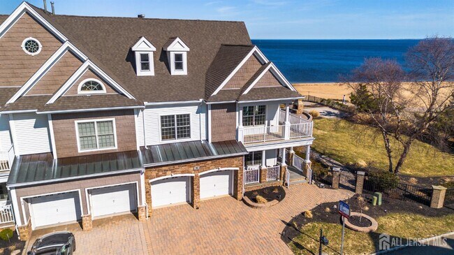 Photo - 76 Raritan Reach Rd