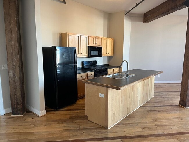 Photo - 265 N Queen St Unit Apt. 204